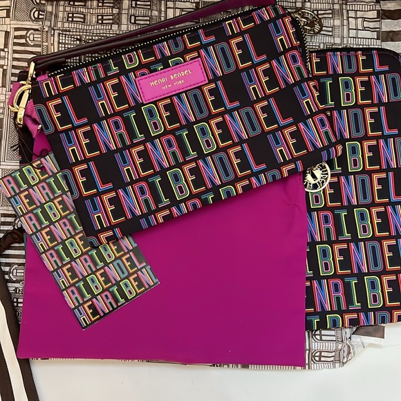 STEVEN WILSON for HENRI BENDEL POP ART TRAVEL COLLECTION - Picture 8 of 11